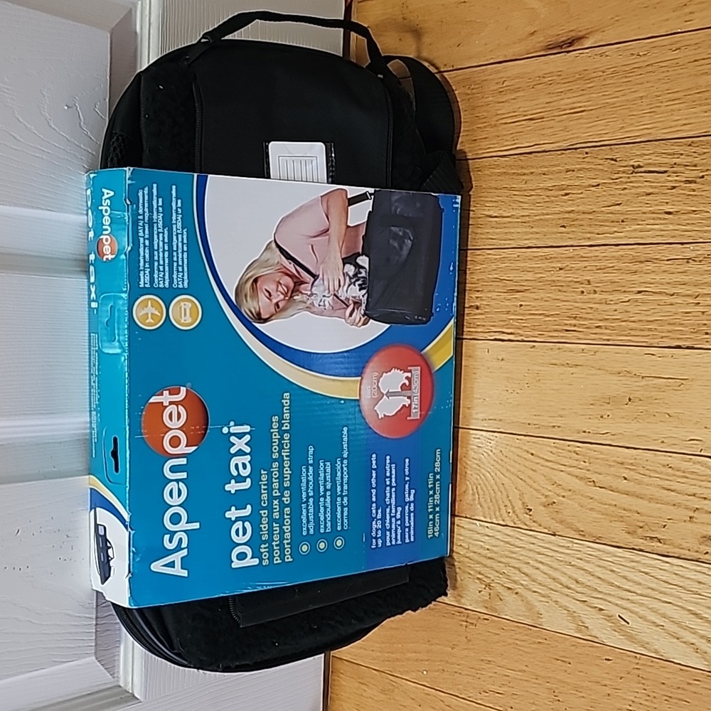 Pet carrier